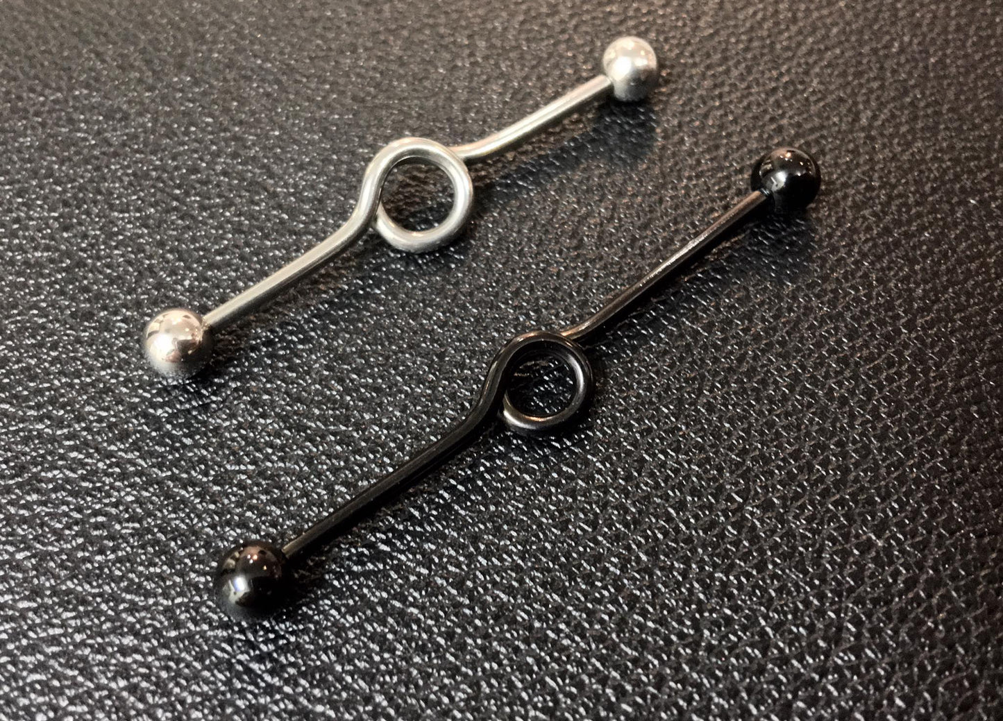 Industrial piercing in surgical steel Black and Silver